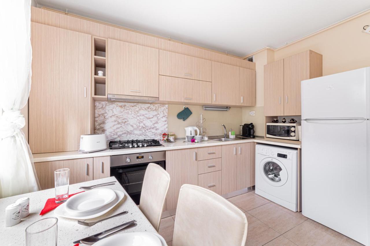 Ari Blue Apartment Ared In Kaufland Complex อาราด ภายนอก รูปภาพ