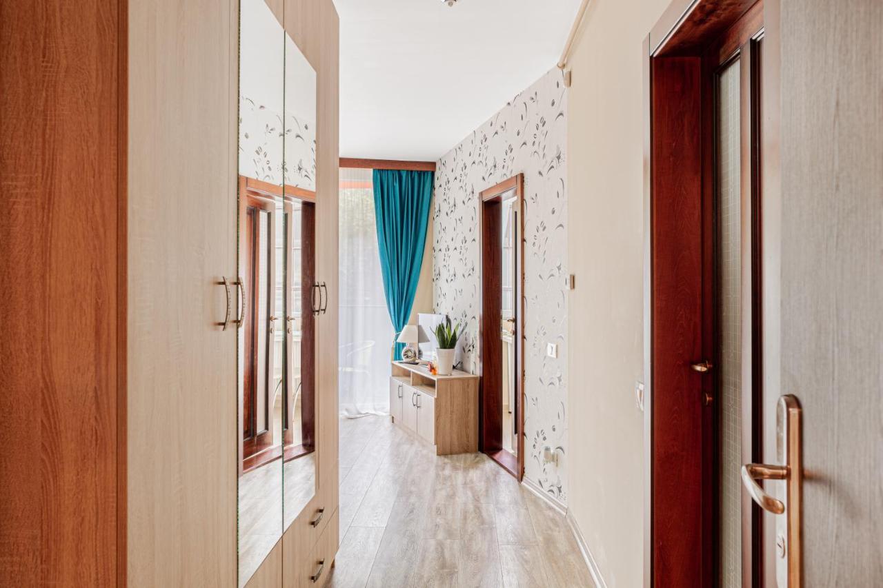 Ari Blue Apartment Ared In Kaufland Complex อาราด ภายนอก รูปภาพ