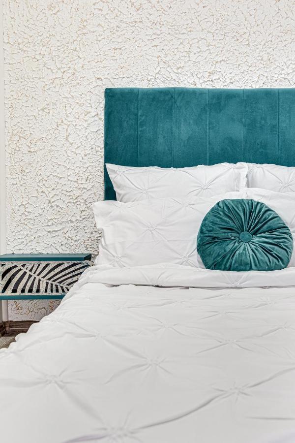 Ari Blue Apartment Ared In Kaufland Complex อาราด ภายนอก รูปภาพ